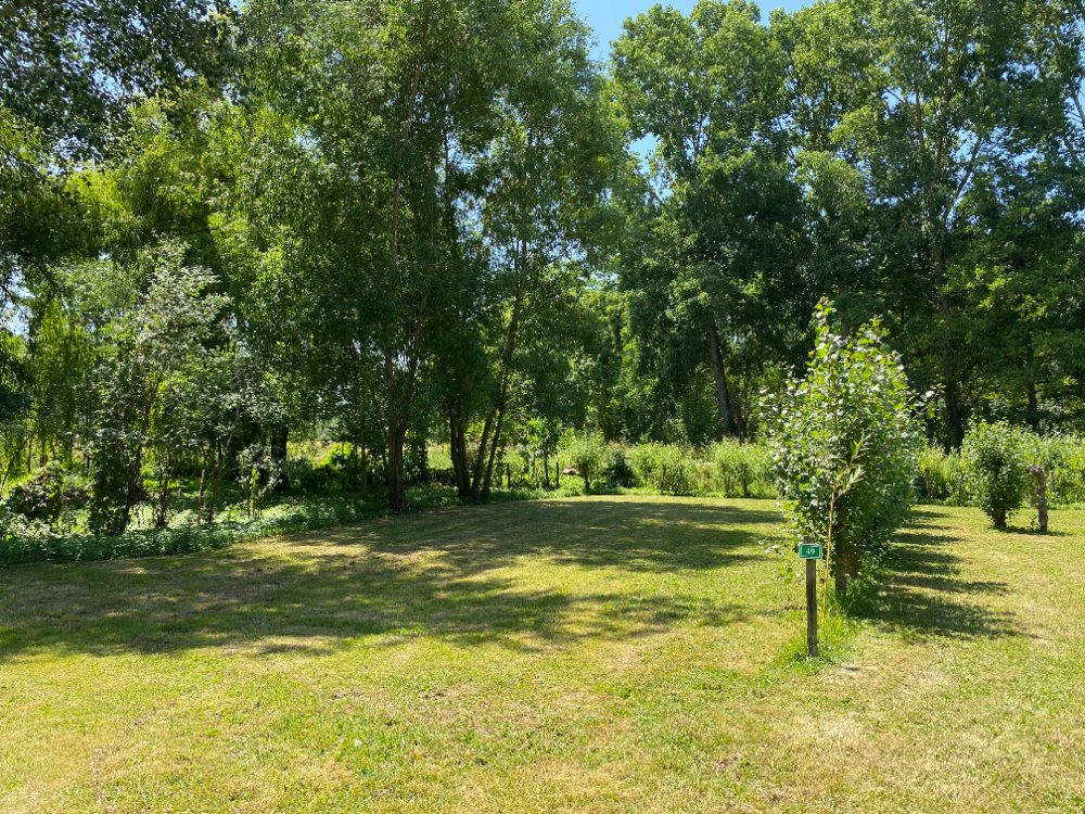 Aire camping-car � Mazeau (85420) - Photo 8